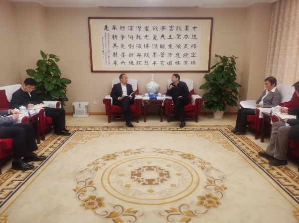 中科院与海南省举行科技合作座谈