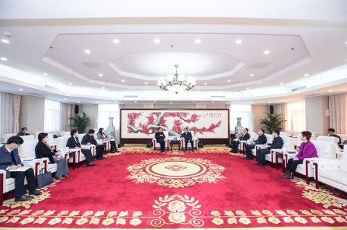 中科院与河南省举行科技合作会谈